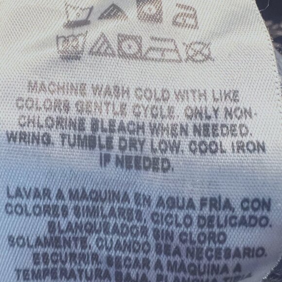 Guess-Los Angeles Women's Sz.28 Distressed Frayed Bottom Kick Crop Jeans-Vintage - Picture 15 of 16